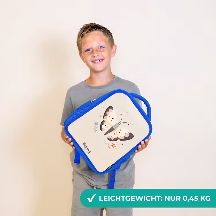 Vlinder in neutrale pastel kleuren Kinderrugzak - Blauw middel -sfeer1_DE