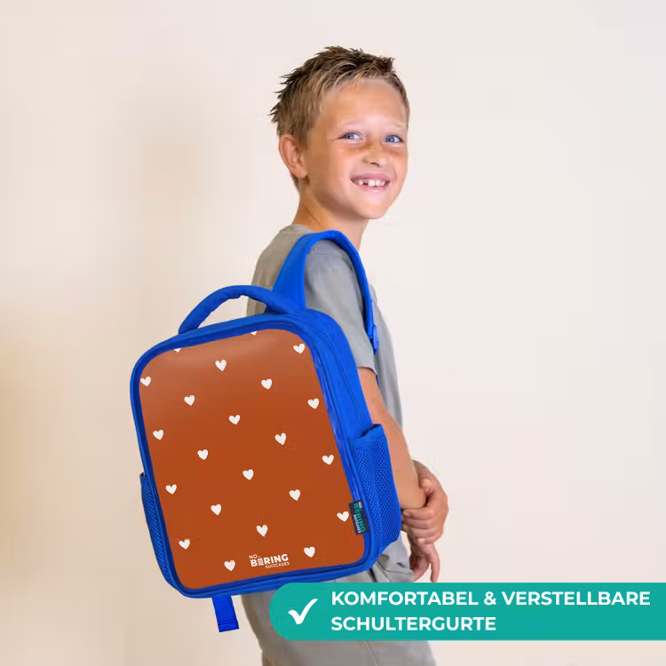 Wit hartjespatroon op oranje bruine achtergrond Kinderrugzak - Blauw middel -sfeer3_DE