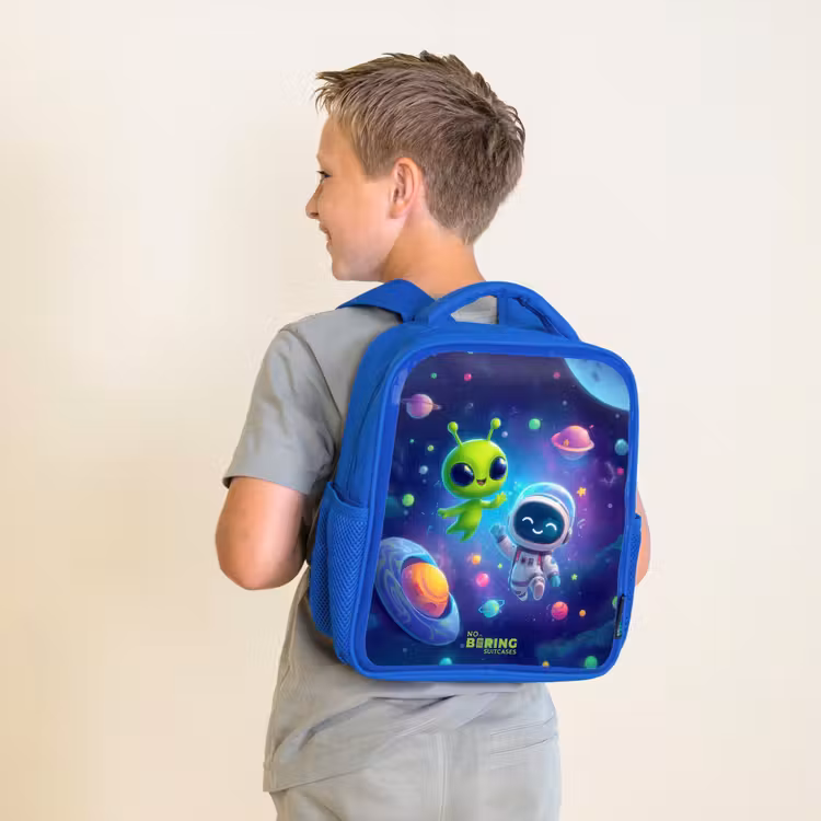 Vrolijke Ontmoeting in de Ruimte Kinderrugzak - Blauw middel -sfeer2
