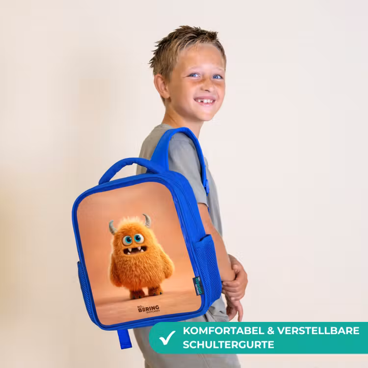 Oranje Pluizig Monster met Hoorns Kinderrugzak - Blauw middel -sfeer3_DE