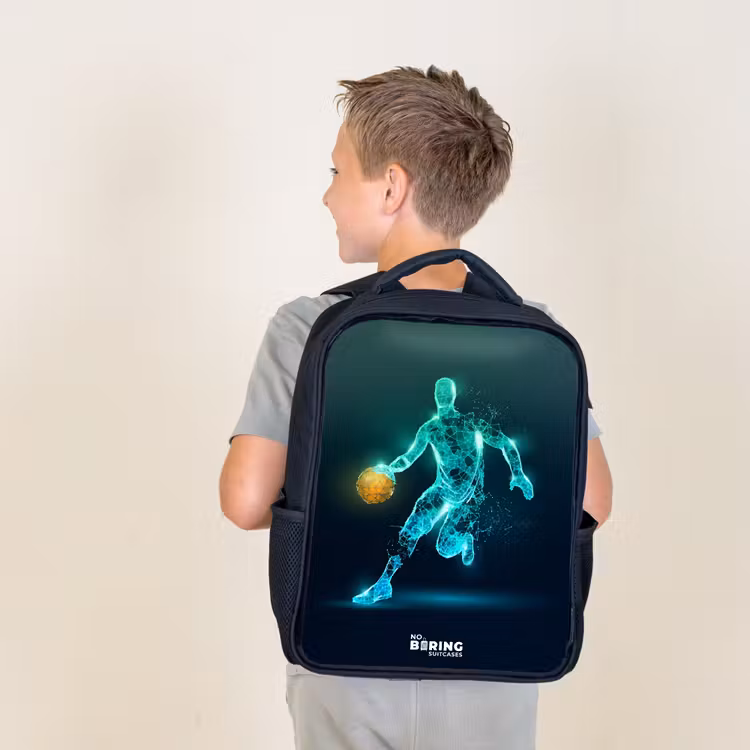 Basketbalspeler in neon dribbelactie Rugzak - Zwart middel -sfeer2