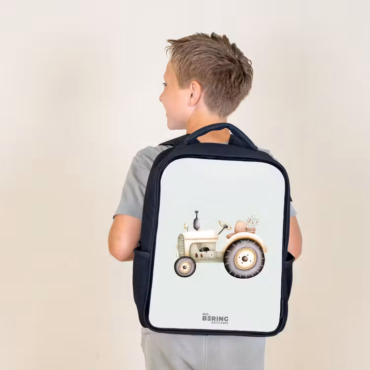 Beige vintage tractor in pastel groene kleuren Rugzak - Zwart middel -sfeer2