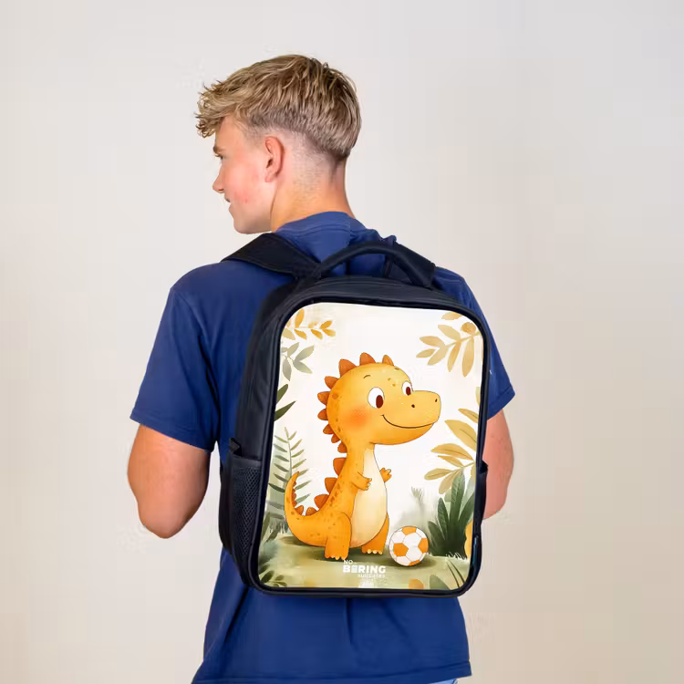 Dino - Voetbal - Oranje Rugzak - Zwart middel -sfeer8