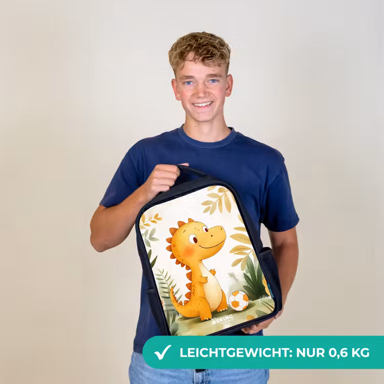 Dino - Voetbal - Oranje Rugzak - Zwart middel -sfeer7_DE