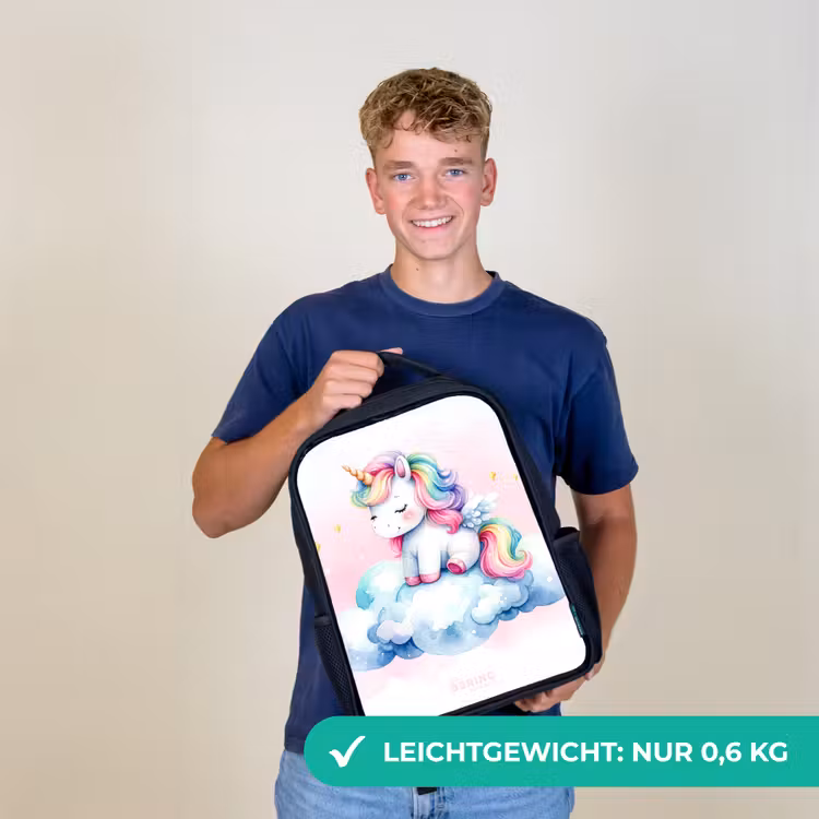 eenhoorn met regenboogmanen op een wolk Rugzak - Zwart middel -sfeer7_DE