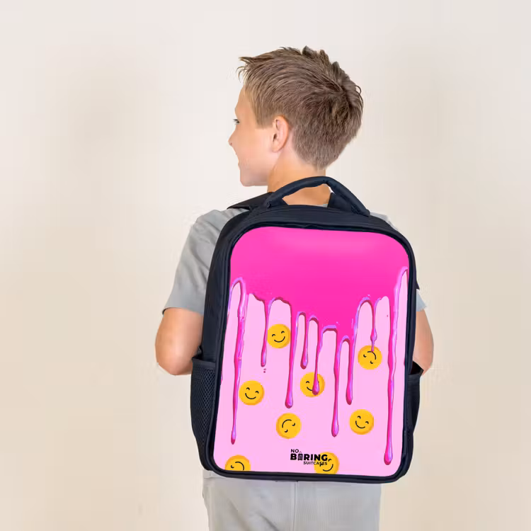 Verf - Smiley - Roze Rugzak - Zwart middel -sfeer2