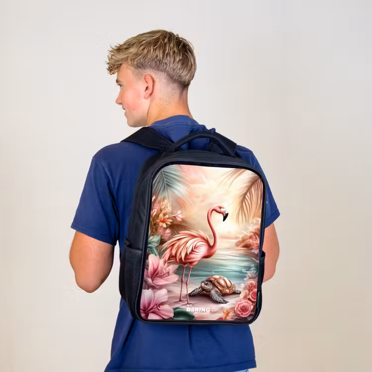 Flamingo en schildpad op een roze strand. Rugzak - Zwart middel -sfeer8