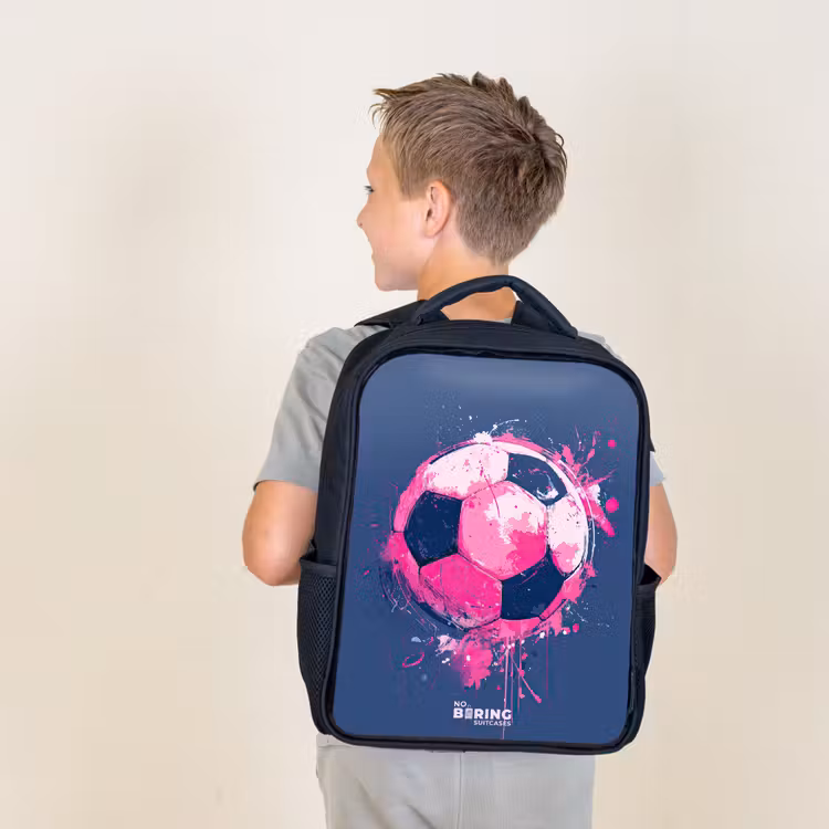 Voetbal - Verf - Roze - Blauw Rugzak - Zwart middel -sfeer2