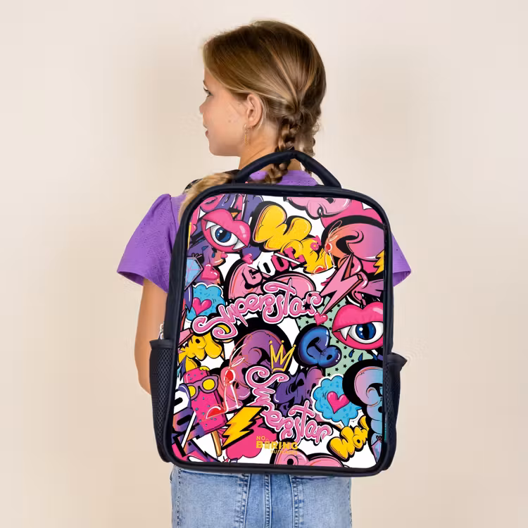 Girly graffiti Rugzak - Zwart middel -sfeer5