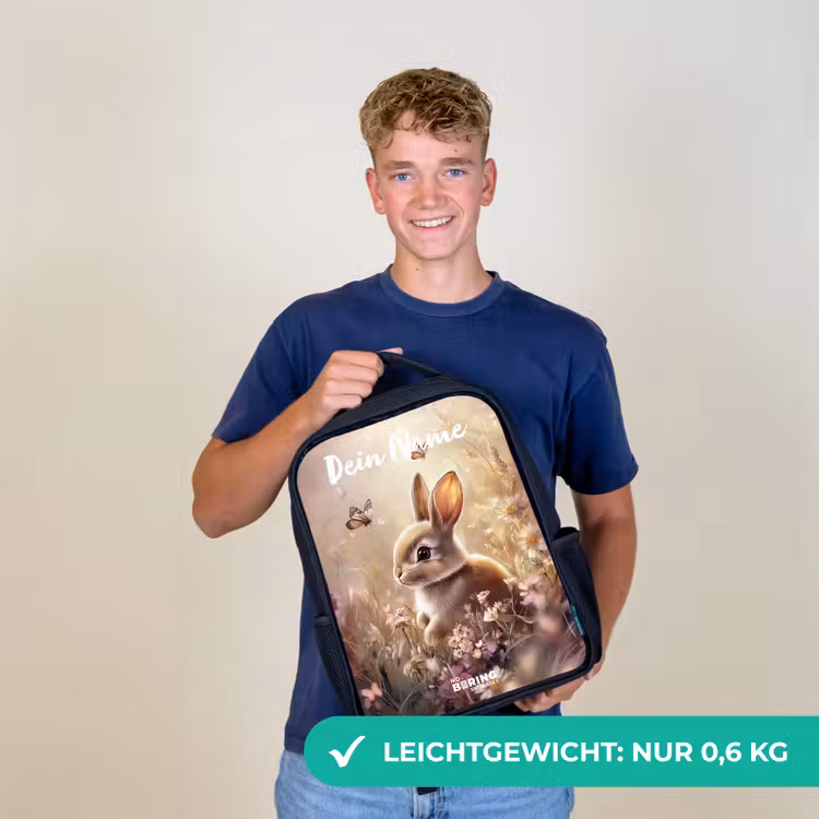 Konijntje - Bruin - Bloemen - Vlinders Rugzak - Zwart middel -sfeer7_DE