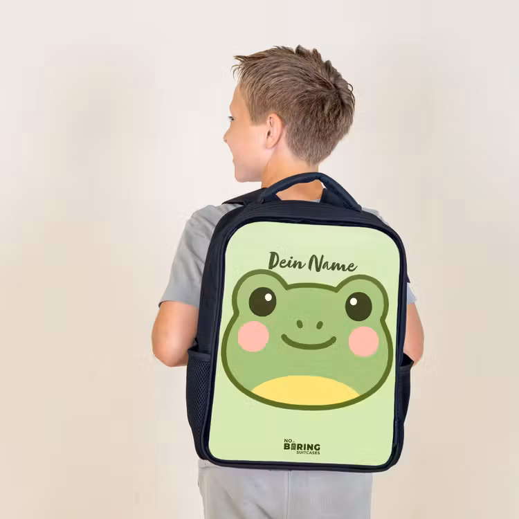 Kawai - Kikker - Groen Rugzak - Zwart middel -sfeer2