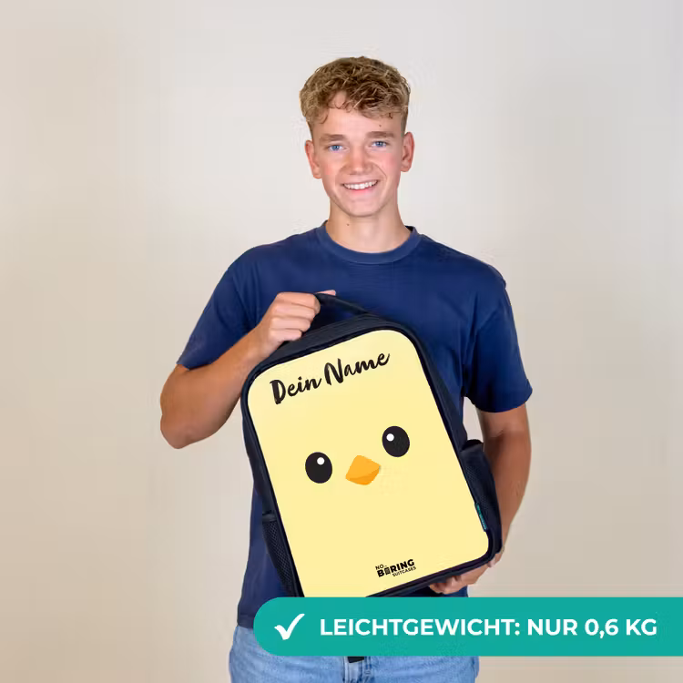 Kawai - Kuiken - Geel Rugzak - Zwart middel -sfeer7_DE