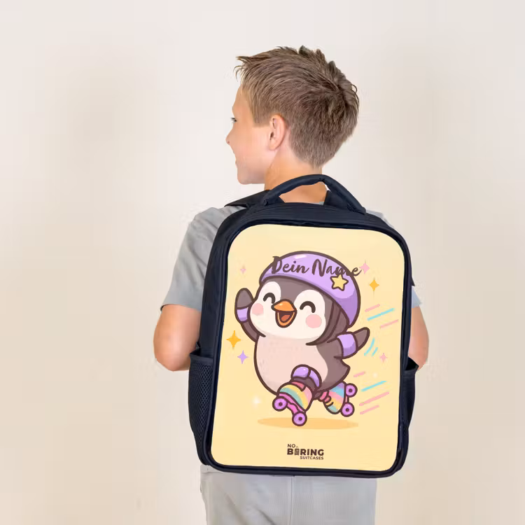 Kawai - Pinguin - Rolschaatsen Rugzak - Zwart middel -sfeer2