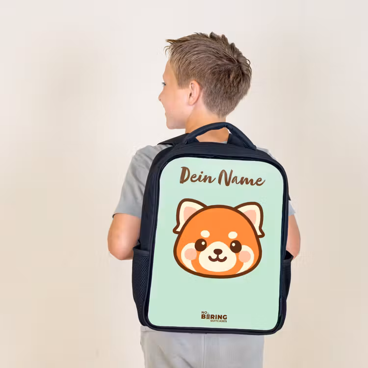 Kawai - Rode panda - Groen Rugzak - Zwart middel -sfeer2