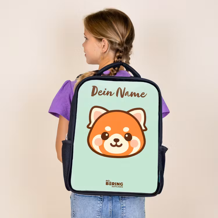 Kawai - Rode panda - Groen Rugzak - Zwart middel -sfeer5