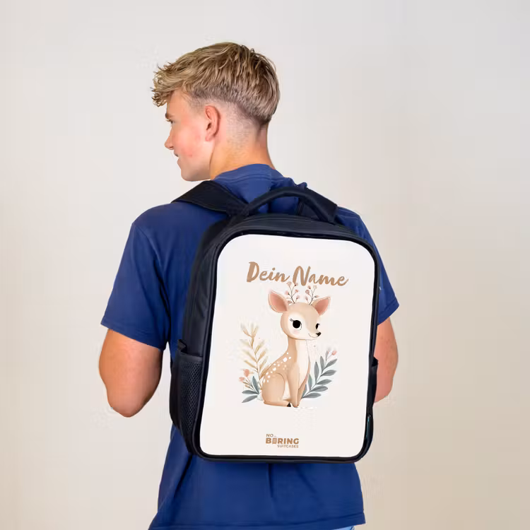 Hertje omringd door planten in beige tinten Rugzak - Zwart middel -sfeer8