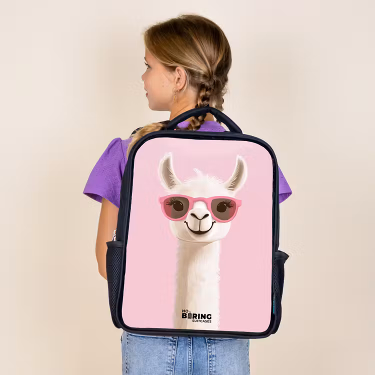 Lama - Wit - Zonnebril - Wimpers Rugzak - Zwart middel -sfeer5