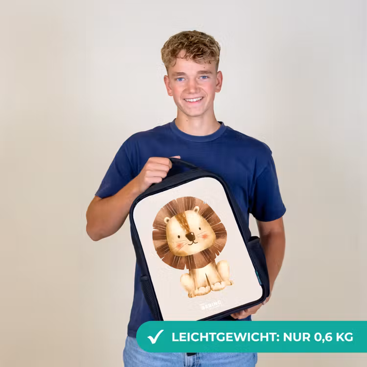 Leeuw illustratie met beige achtergrond Rugzak - Zwart middel -sfeer7_DE