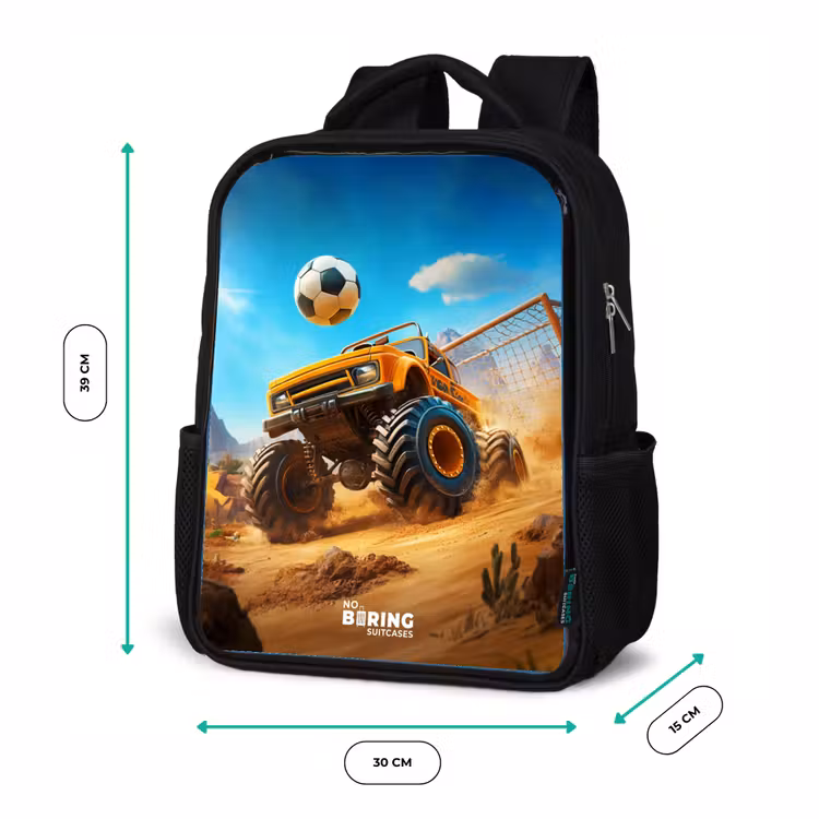 Monstertruck scoort goal in woestijnstadion Rugzak - Zwart middel -productfoto_formaten