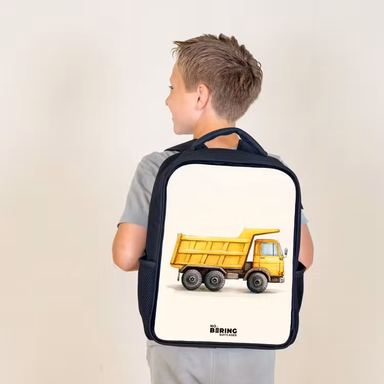 Kiepwagen - Getekend - Geel Rugzak - Zwart middel -sfeer2