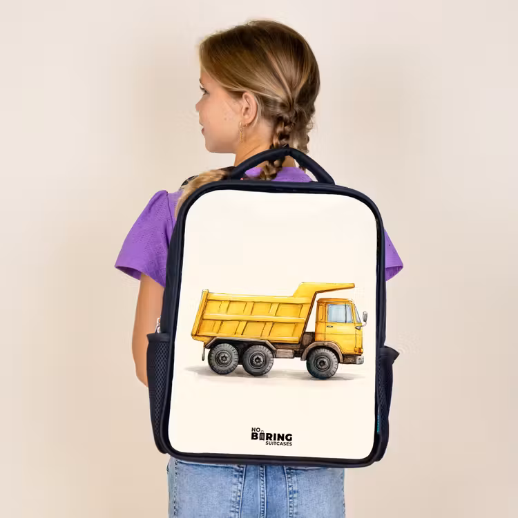Kiepwagen - Getekend - Geel Rugzak - Zwart middel -sfeer5