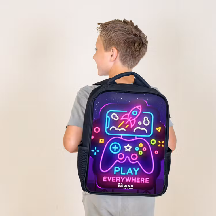 Neonillustratie met een controller Rugzak - Zwart middel -sfeer2