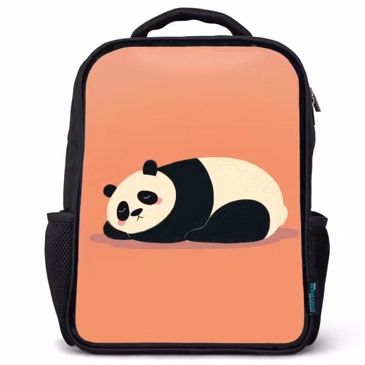 Panda - Slaap - Oranje Rugzak - Zwart middel -3d