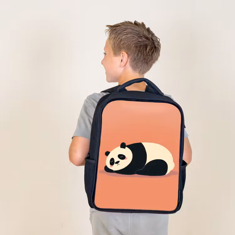Panda - Slaap - Oranje Rugzak - Zwart middel -sfeer2