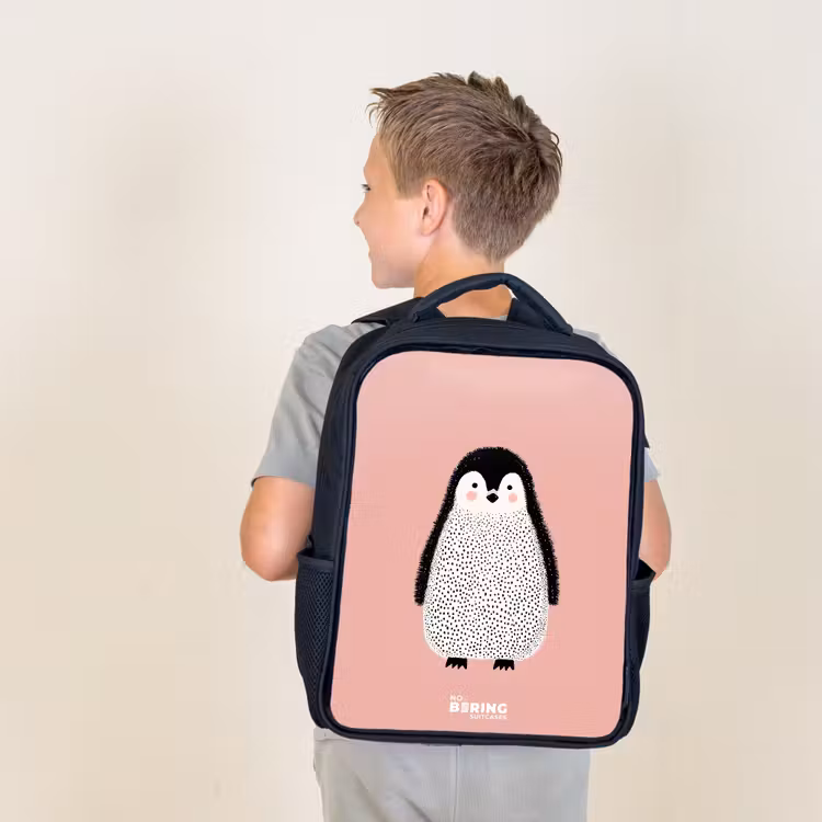 Pinguïn - Stippen - Roze - Minimalistisch Rugzak - Zwart middel -sfeer2