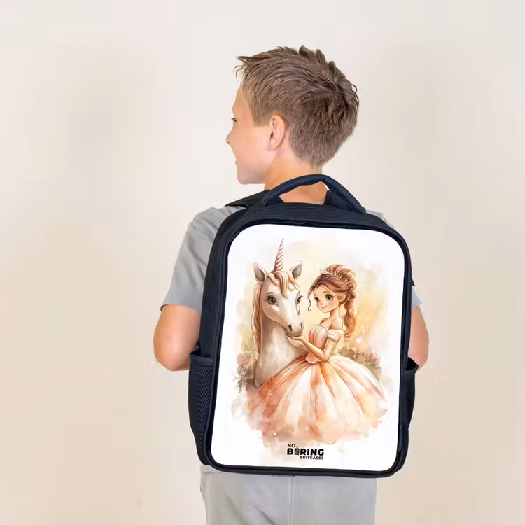Prinses in jurk met witte eenhoorn Rugzak - Zwart middel -sfeer2