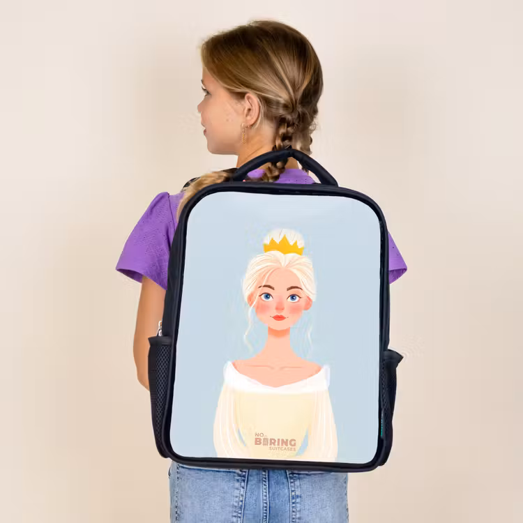 Prinses met een gouden kroon - Blauw Rugzak - Zwart middel -sfeer5