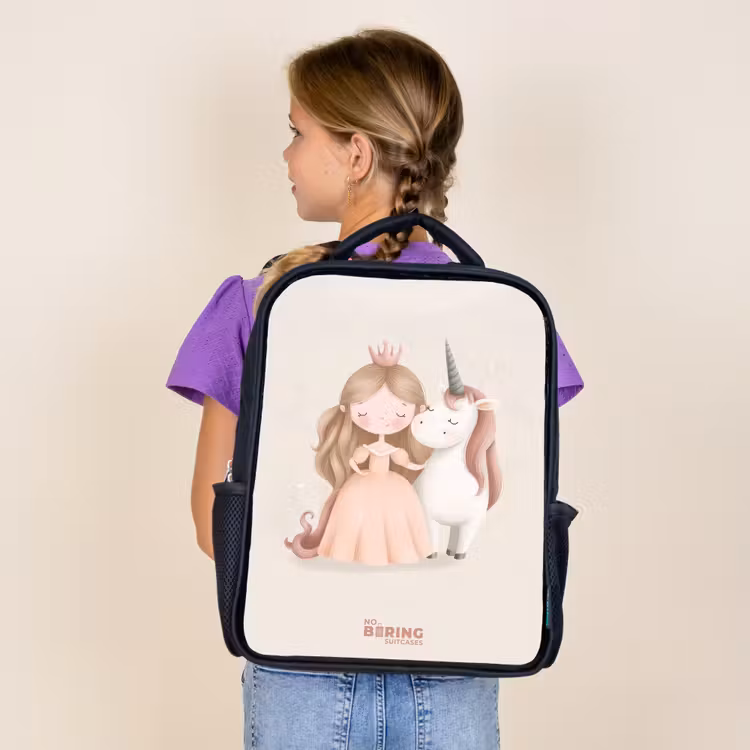 Prinses en een eenhoorn in pastel kleuren Rugzak - Zwart middel -sfeer5