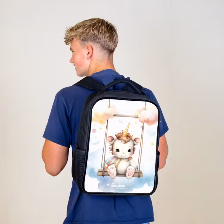Schommelende baby eenhoorn Rugzak - Zwart middel -sfeer8