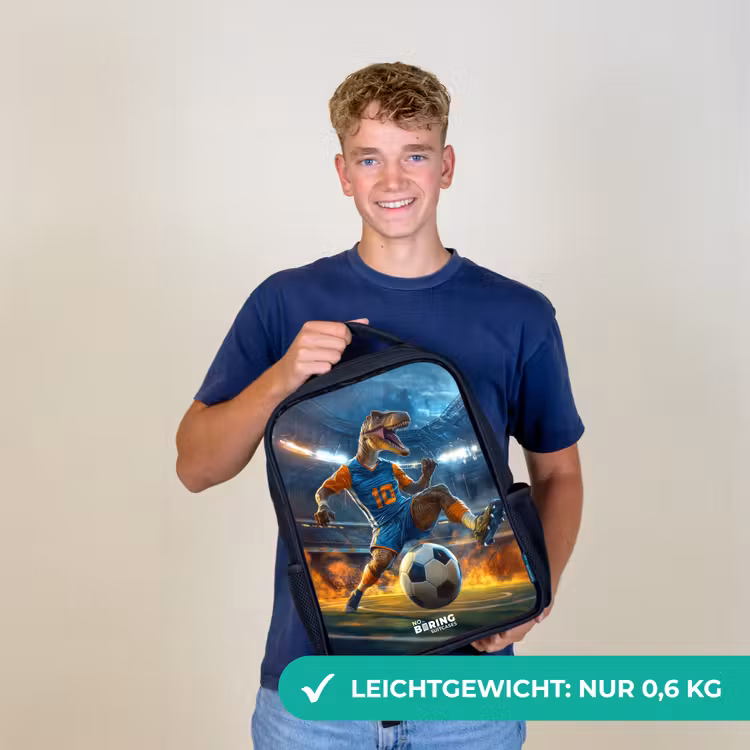 T-Rex als voetballer in vol stadion Rugzak - Zwart middel -sfeer7_DE