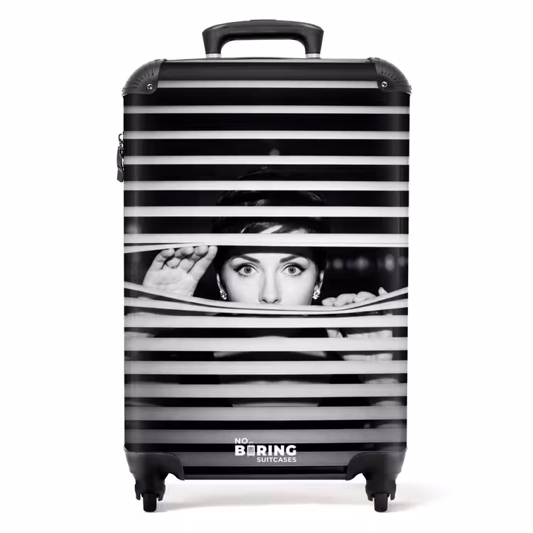 Koffer - Frau – Jalousien – Porträt – Schwarz-Weiß - Vrouw - Jaloezieën - Portret - Zwart-wit NBS - Handbagage koffer - Volwassenen Unisex middel