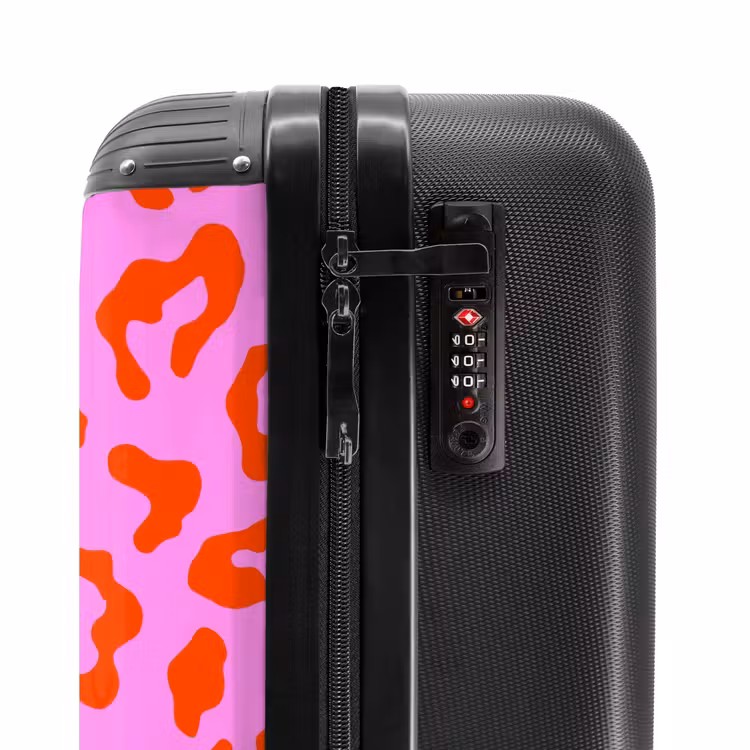 Panterprint in rood op roze achtergrond NBS - Handbagage koffer - Kinderen Unisex middel -slot