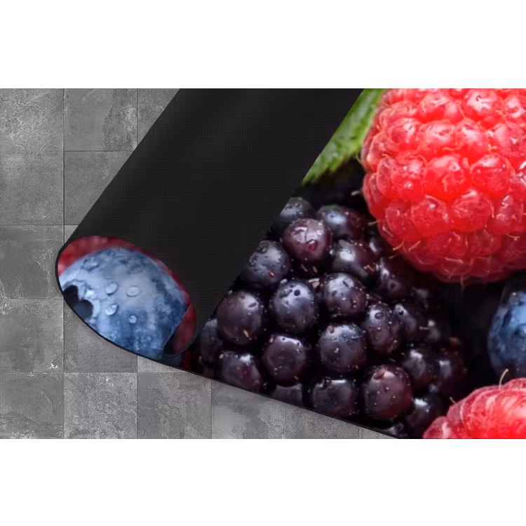 Bessen - Vers - Waterdruppels - Kleurrijk - Eten Keukenloper - keukenmat middel -closeup