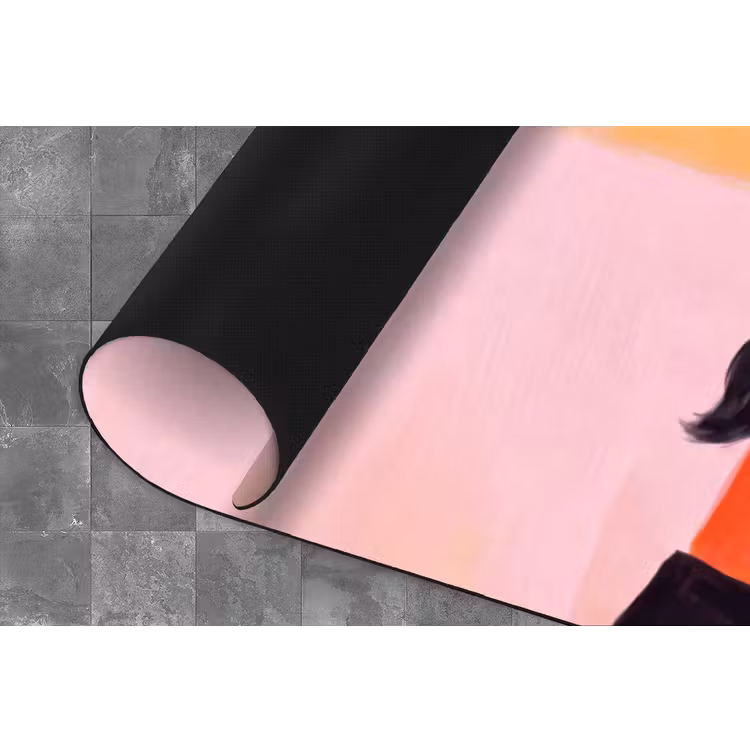 Vrouw - Hoed - Mode - Modern - Oranje Keukenloper - keukenmat middel -closeup