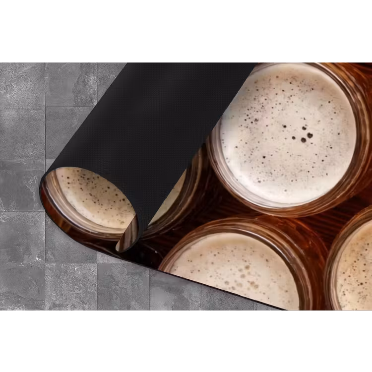 Eten - Glazen - Drank - Patroon - Bruin Keukenloper - keukenmat middel -closeup
