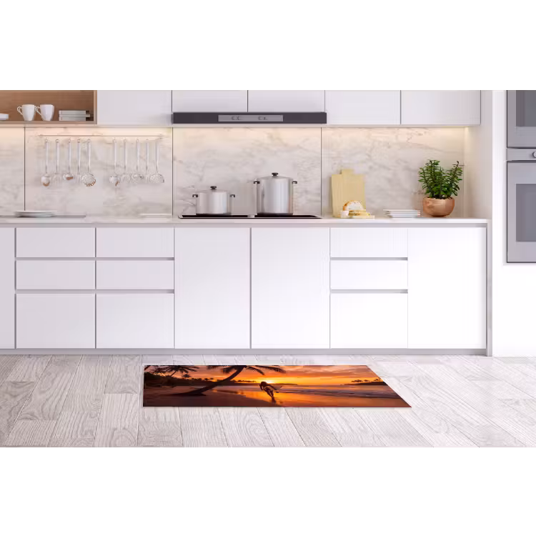 Vrouw - Surfplank - Strand - Zonsondergang - Oranje Keukenloper - keukenmat middel -sfeer3