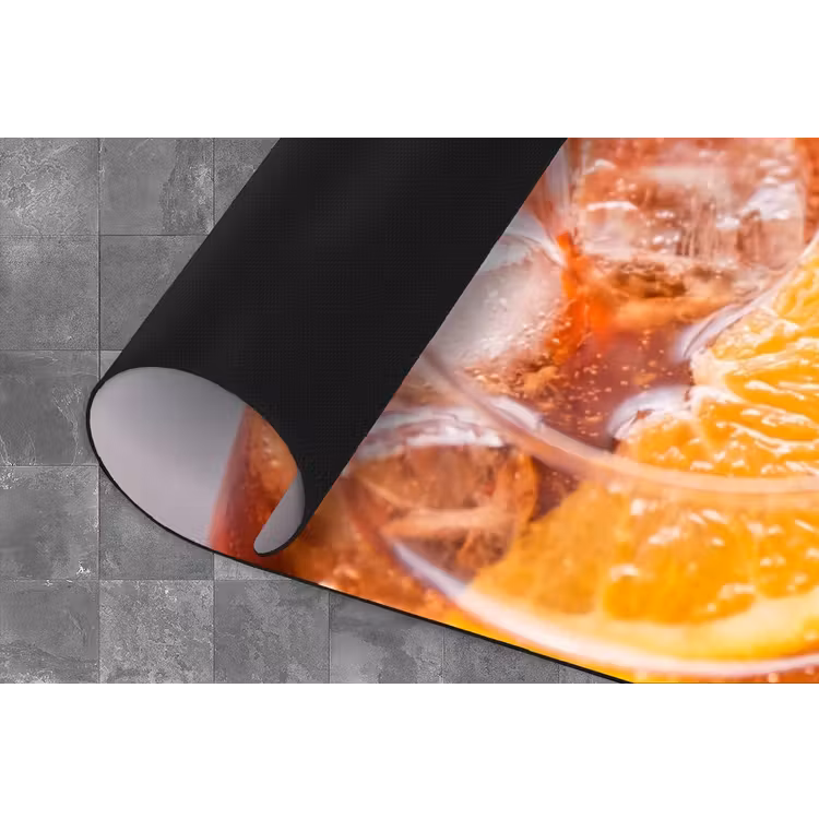 Drank - Sinaasappel - IJs - Zomer - Oranje Keukenloper - keukenmat middel -closeup