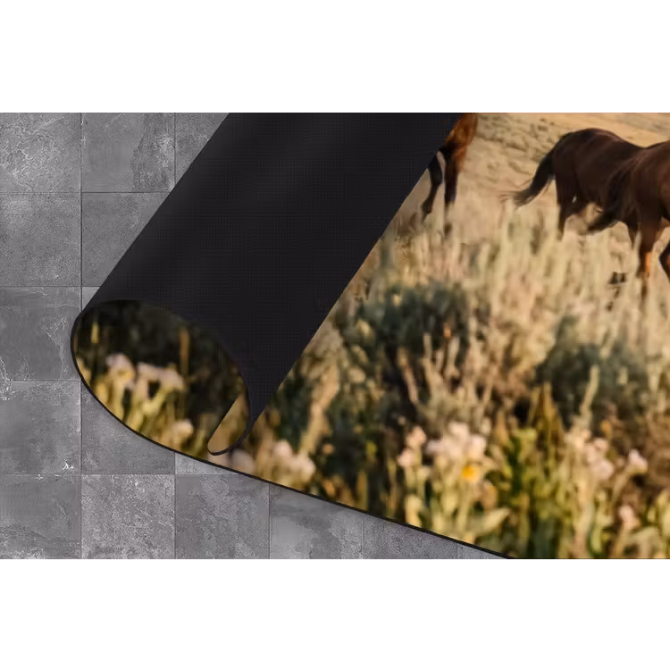 Paarden - Kudde - Bergen - Vrijheid - Wild Keukenloper - keukenmat middel -closeup