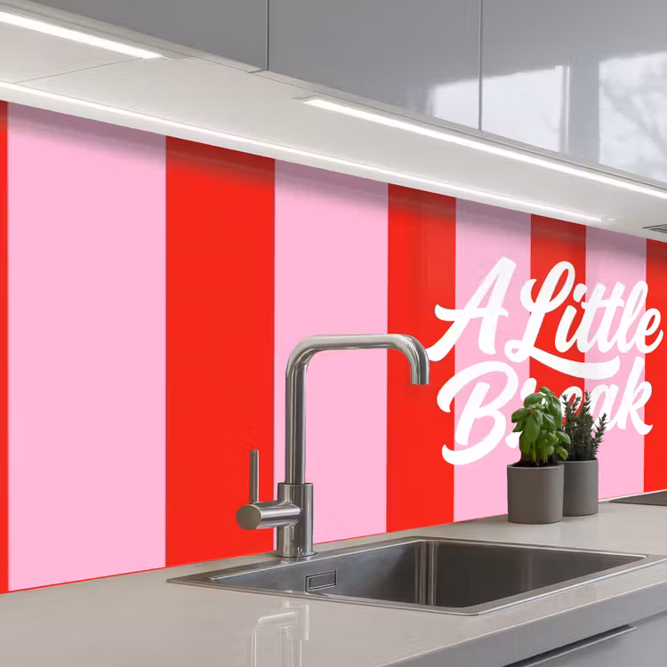 A Little Break - Strepen - Rood - Roze keuken achterwand 2 middel -3d_schuin