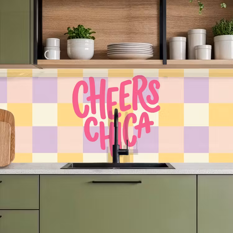 Cheers Chica - Ruitjes - Lila - Geel keuken achterwand 2 middel -sfeer3