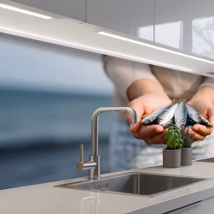 Küchenrückwand - Fisch – Hände – Natur - Vis - Handen - Natuur keuken achterwand 2 middel