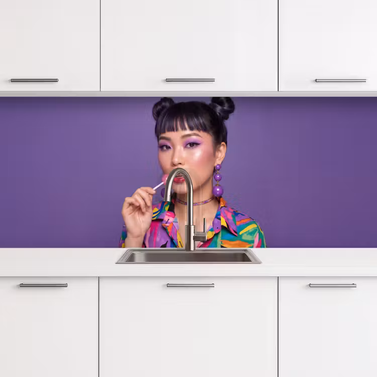 Vrouw - Portret - Make-up - Paars - Levendig keuken achterwand 2 middel -3d
