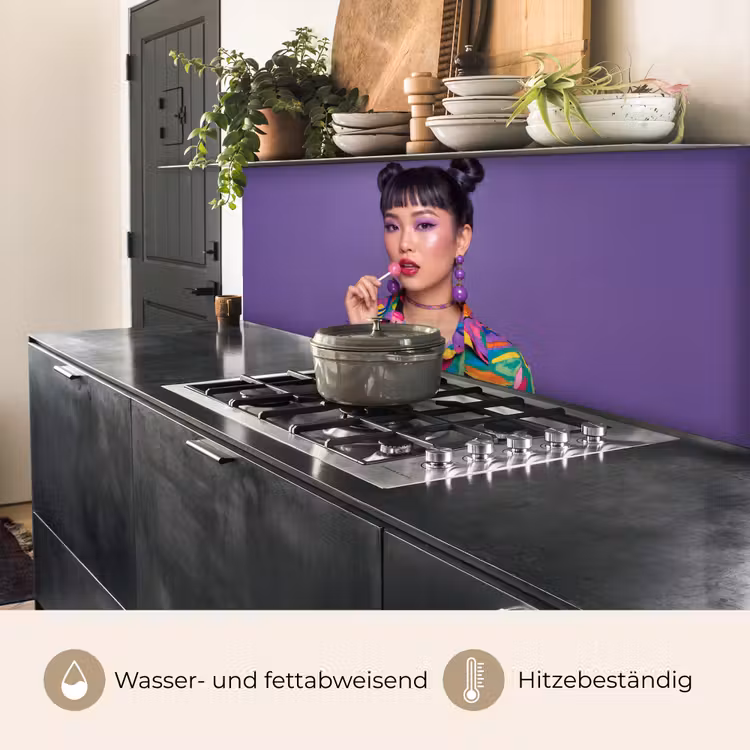 Vrouw - Portret - Make-up - Paars - Levendig keuken achterwand 2 middel -usp_DE
