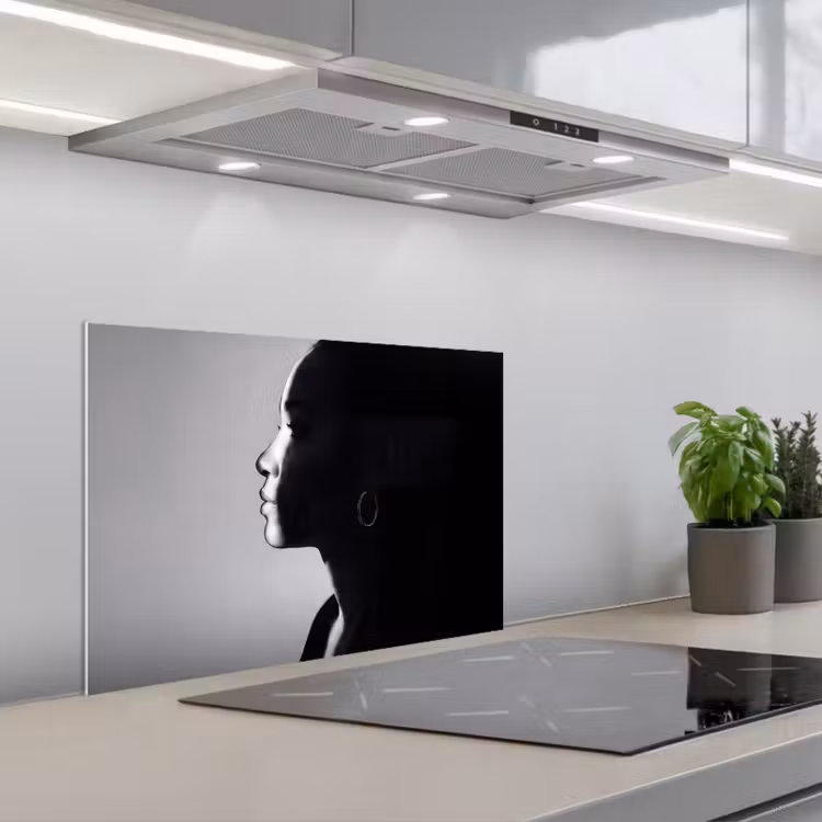 Vrouw - Profiel - Mensen - Zwart-wit keuken achterwand spatscherm klein -3d_schuin
