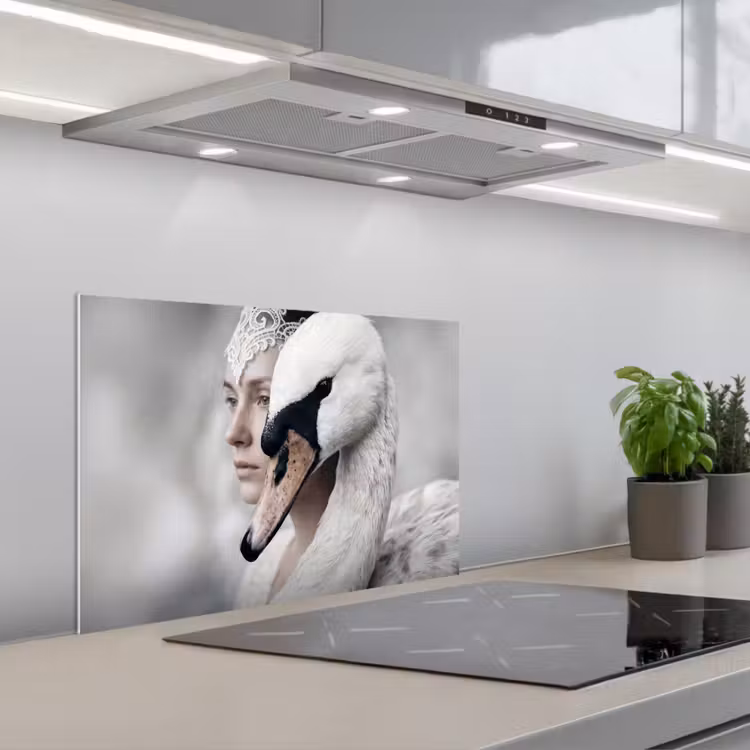 Vrouw - Zwaan - Wit keuken achterwand spatscherm klein -3d_schuin