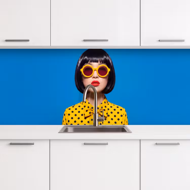 Vrouw - Zonnebril - Pop Art - Portret - Geel keuken achterwand 2 middel -3d